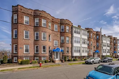 35 O'Connor Ave #2L, Holyoke, MA 01040 - Photo 4