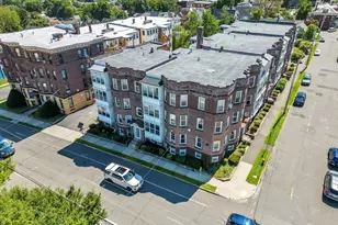 35 O'Connor Ave, Holyoke, MA 01040 - Photo 2