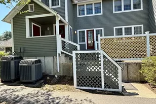21 Amity Pl, Amherst, MA 01002 - Photo 1