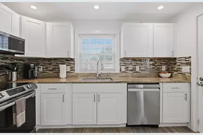 37 Summer Street, Shrewsbury, MA 01545 - Photo 8
