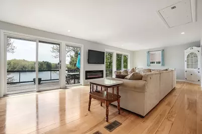 63 Fort Meadow Dr, Hudson, MA 01749 - Photo 4