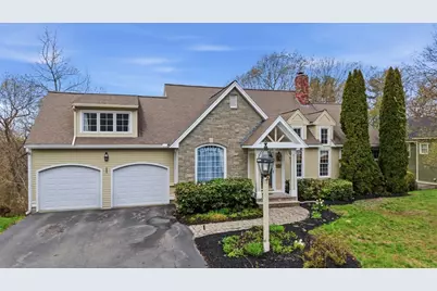 105 Weyland Circle, North Andover, MA 01845 - Photo 1
