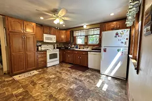 6 Vincent St, Auburn, MA 01501 - Photo 2