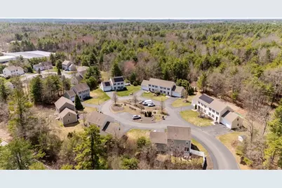 391 Franklin St #1, Hanson, MA 02341 - Photo 2