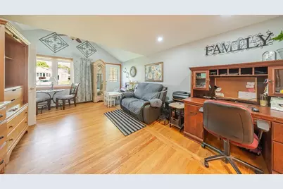 113 Skyridge St, Ludlow, MA 01056 - Photo 6