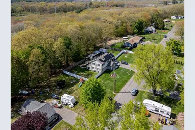 113 Skyridge St, Ludlow, MA 01056 - Photo 2