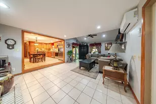 113 Skyridge St, Ludlow, MA 01056 - Photo 10