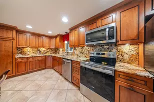 113 Skyridge St, Ludlow, MA 01056 - Photo 4