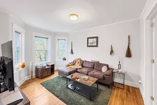 593 Centre St, Boston, MA 02130 - Photo 4