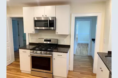 28 Sunnybank Rd #1, Watertown, MA 02472 - Photo 2