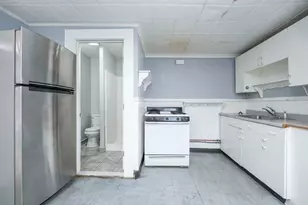20 Cottage St, Everett, MA 02149 - Photo 6