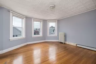 20 Cottage St, Everett, MA 02149 - Photo 2
