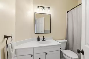 107 Bradford Commons Ln, Braintree, MA 02184 - Photo 26