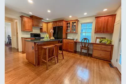 12 Cottage Street, Wellesley, MA 02482 - Photo 4