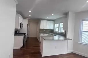 25 Granfield Ave, Boston, MA 02131 - Photo 16