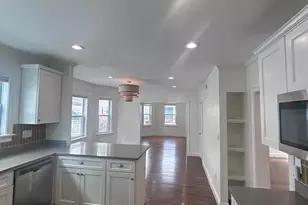 25 Granfield Ave, Boston, MA 02131 - Photo 12