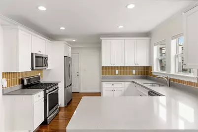 25 Granfield Ave #2, Boston, MA 02131 - Photo 10