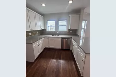 25 Granfield Ave #2, Boston, MA 02131 - Photo 8