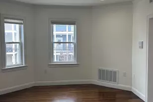 25 Granfield Ave, Boston, MA 02131 - Photo 22