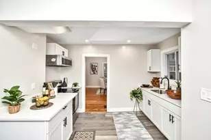 17 Wilcox St, Fall River, MA 02721 - Photo 8