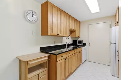 48 Silver Hill Lane #24, Natick, MA 01760 - Photo 4