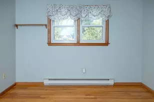 142 Spruce Hill Ave, Northampton, MA 01062 - Photo 20