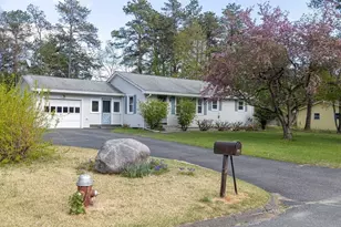 142 Spruce Hill Ave, Northampton, MA 01062 - Photo 2