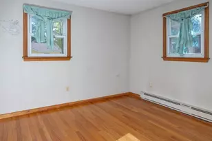 142 Spruce Hill Ave, Northampton, MA 01062 - Photo 18