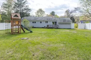 142 Spruce Hill Ave, Northampton, MA 01062 - Photo 26