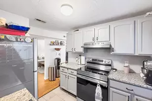 25 Rockland St, Boston, MA 02131 - Photo 4