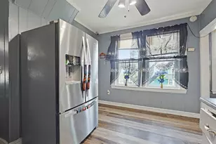 60 Park Ave, Revere, MA 02151 - Photo 10