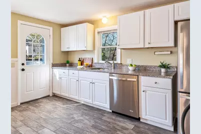 665 Main St, Oxford, MA 01537 - Photo 4