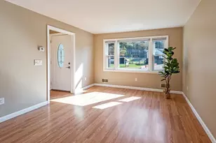 665 Main St, Oxford, MA 01537 - Photo 10