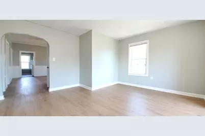 1124 Bedford St, Fall River, MA 02723 - Photo 12