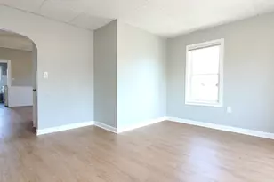 1124 Bedford St, Fall River, MA 02723 - Photo 12