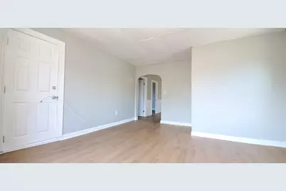 1124 Bedford St, Fall River, MA 02723 - Photo 10