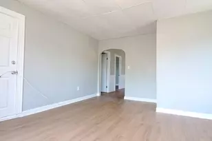 1124 Bedford St, Fall River, MA 02723 - Photo 10