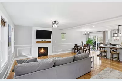 131 Damon Rd, Fitchburg, MA 01420 - Photo 10