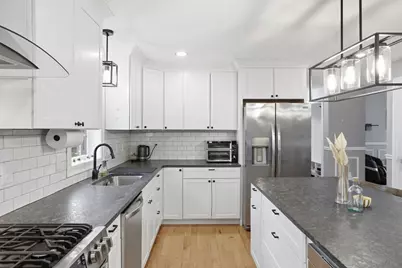 131 Damon Rd, Fitchburg, MA 01420 - Photo 8