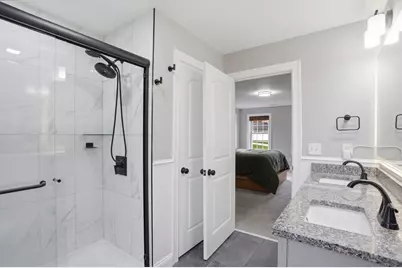 131 Damon Rd, Fitchburg, MA 01420 - Photo 22