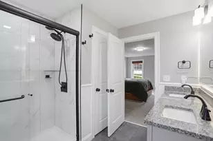 131 Damon Rd, Fitchburg, MA 01420 - Photo 22