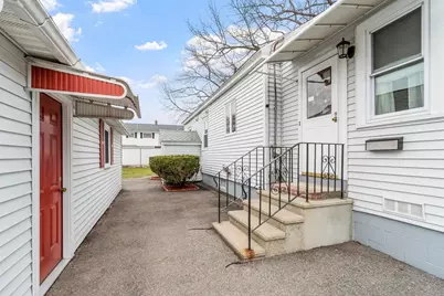 210 7th Avenue, Lowell, MA 01854 - Photo 6