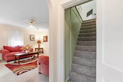 210 7th Avenue, Lowell, MA 01854 - Photo 18