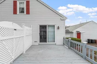 210 7th Avenue, Lowell, MA 01854 - Photo 30