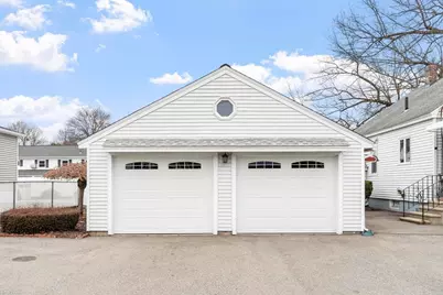 210 7th Avenue, Lowell, MA 01854 - Photo 4