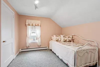 210 7th Avenue, Lowell, MA 01854 - Photo 22