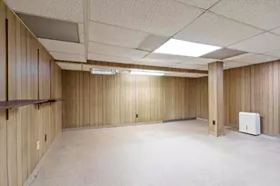 210 7th Ave, Lowell, MA 01854 - Photo 36