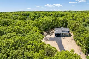 23 Manor Dr, Sandwich, MA 02537 - Photo 4