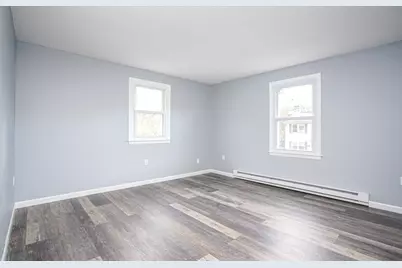 75-77 Chester #77, Springfield, MA 01105 - Photo 10