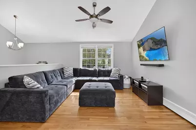 111R Grove Ave, Wilmington, MA 01887 - Photo 2